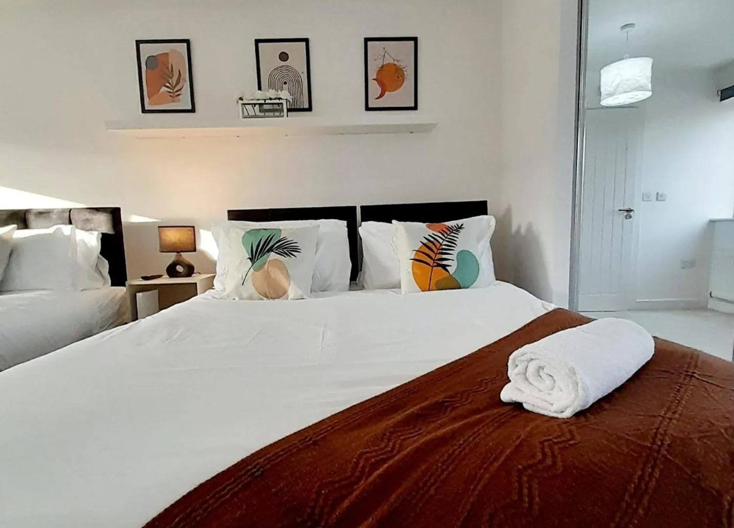 3Br House With 3 Bathrooms - Families - Professionals - Relocators - Nec - Bhx - Hs2 - Jlr - Travel Cot Available - Pets Welcome - Free Parking Birmingham Casa vacanze