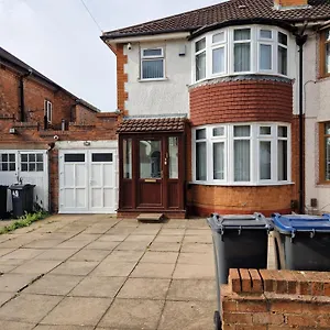  Holiday home Large Beautiful 3 Bed House In Of